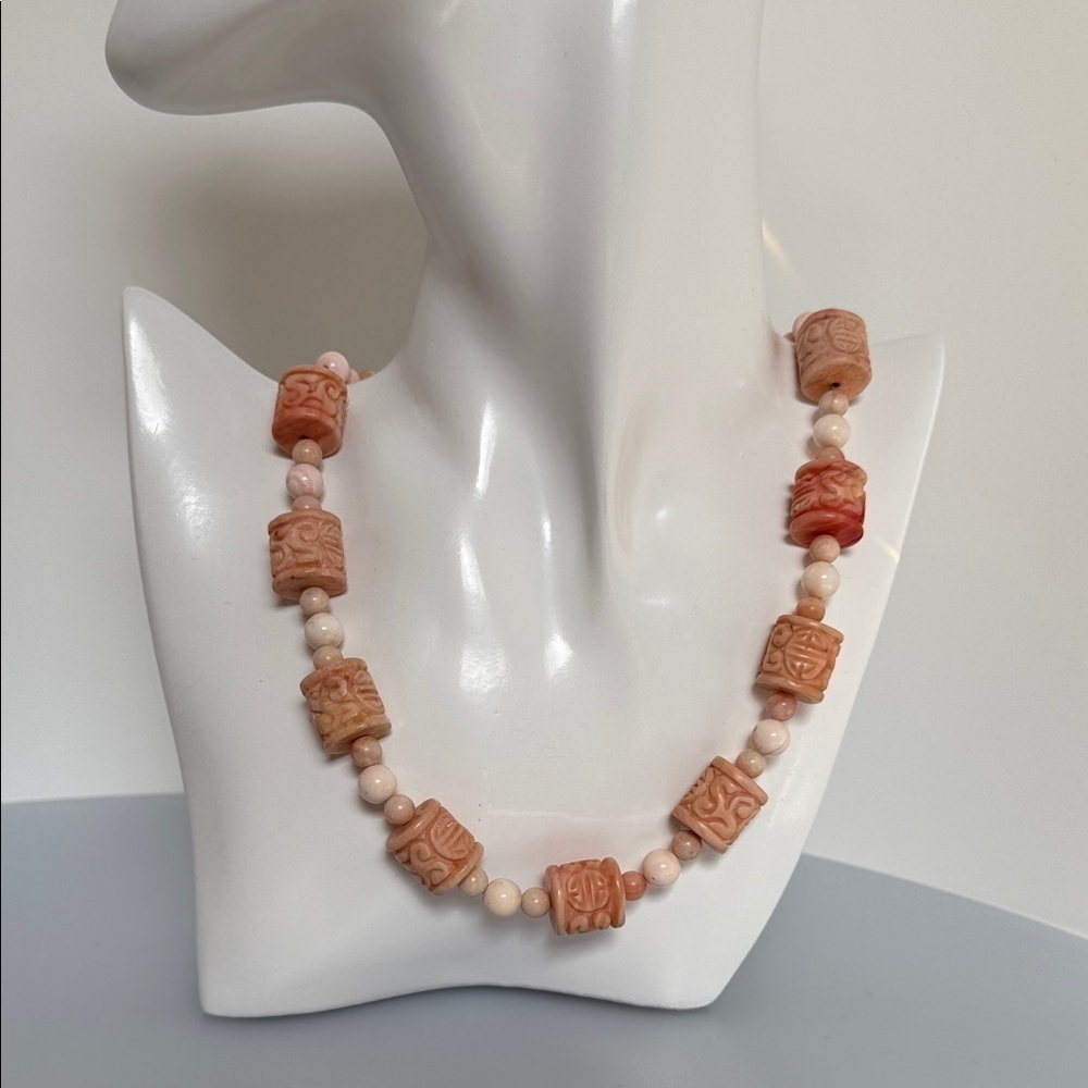 Coral real Carved Peach Necklace​​​​​​​​​​​​​​​​​​
